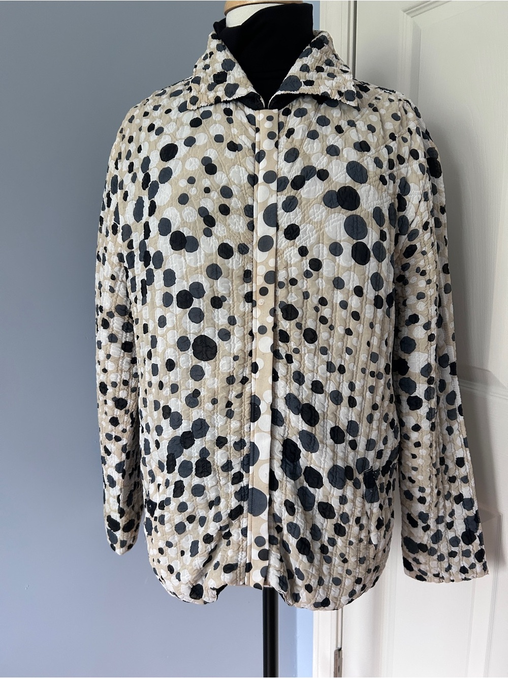 Polka Dot Quilted Puffer Jacket - Beige & Black